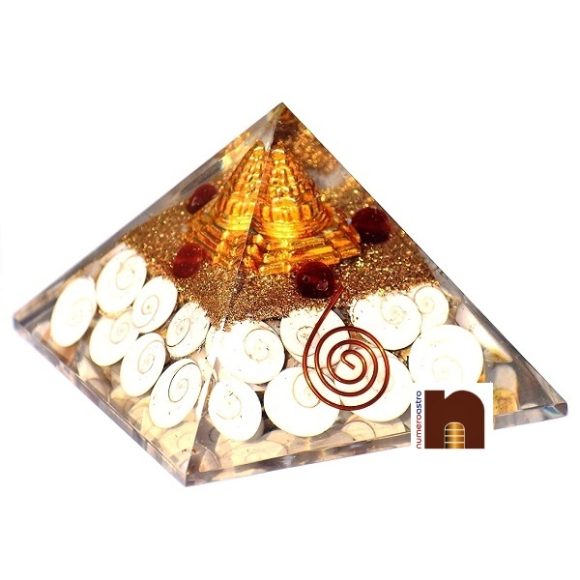 crystal orgone pyramid with gomti chakra shri yantra 1 1
