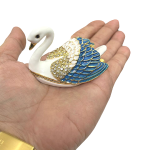 compressed bejewelled swan 6br