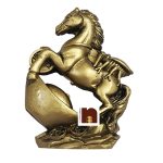 feng shui horse with fly 4