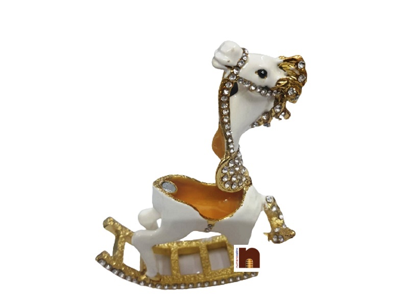 feng_shui_white_horse_with_stones_3 feng shui white horse with stones 3