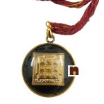round pyramid pendant 1 wm 2