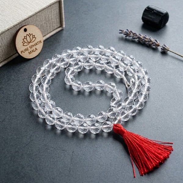sphatik mala diamond cut 8 mm 16 sphatik mala diamond cut 8 mm 16