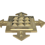 vastu four direction pyramid plate in brass 3br